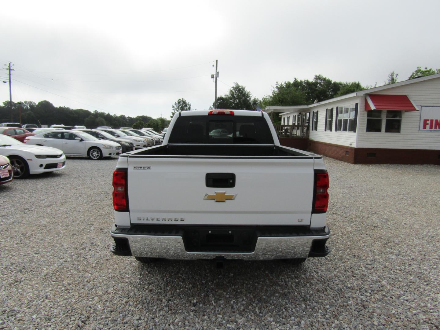 2015 White /Gray Chevrolet Silverado 1500 LT Double Cab 4WD (1GCVKREC9FZ) with an 5.3L V8 OHV 16V engine, Automatic transmission, located at 15016 S Hwy 231, Midland City, AL, 36350, (334) 983-3001, 31.306210, -85.495277 - Photo#6